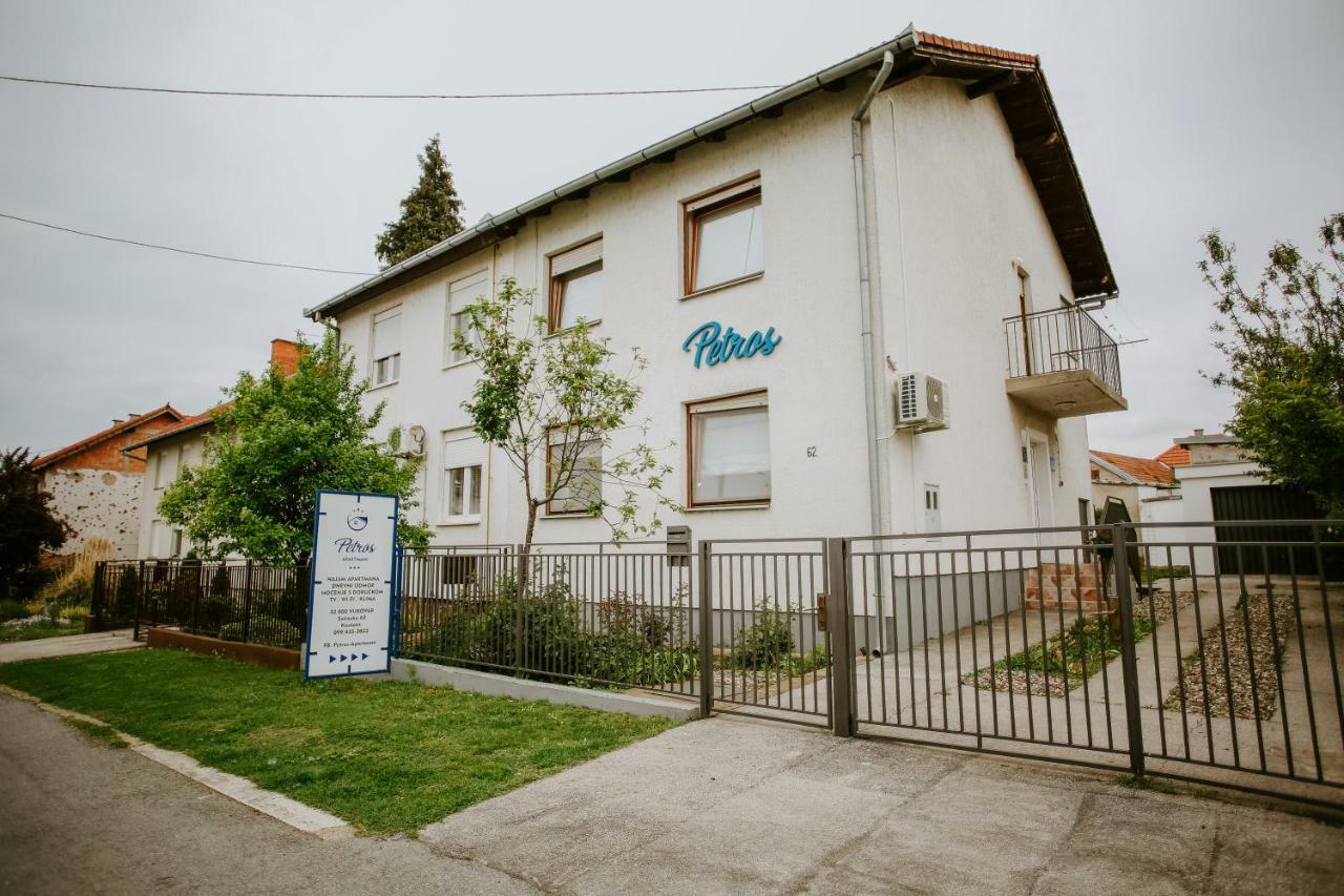 Petros Apartmani Vukovar Dış mekan fotoğraf